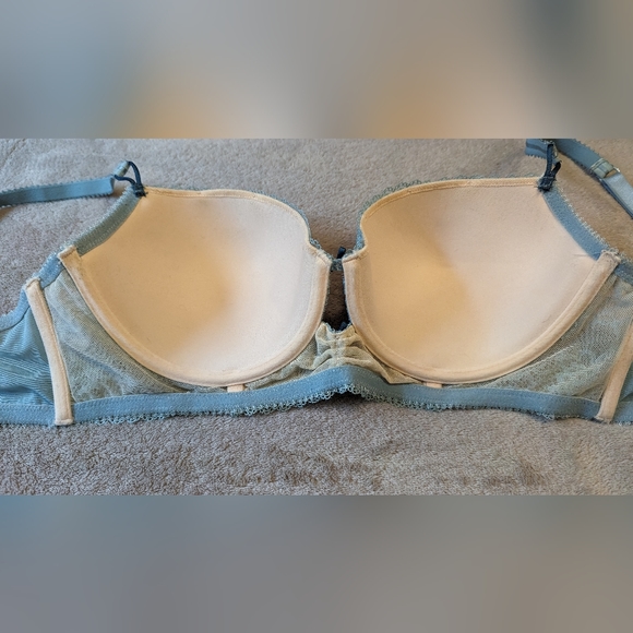 Heidi Klum Intimates turquoise lace underwire bra 34D - Picture 6 of 7